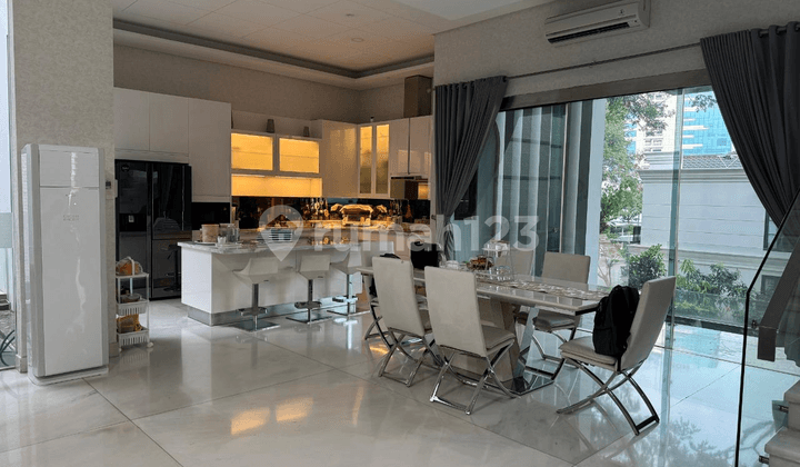 Dijual Unit Rumah Furnish Bagus Jarang ada di PIK