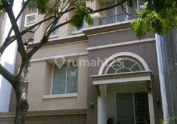 Rumah Di Bukit Golf Mediterania Bgm Pik, Jakarta Utara