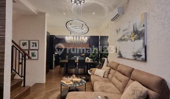 Rumah Di Green Lake City Cluster Asia Uk 6x15 M2, Tangerang