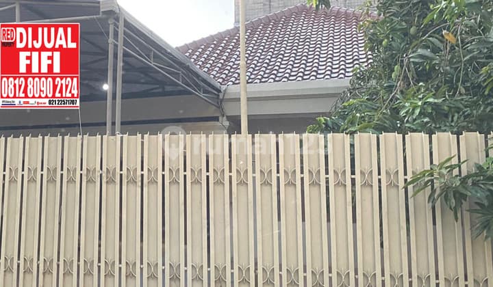 Rumah Tua Di Pluit Selatan, Jakarta Utara