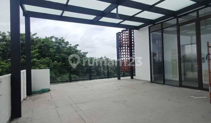 Disewakan Bangunan 6 Lantai Siap Pakai di Muara Karang
