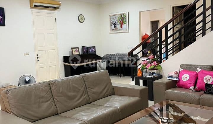 Rumah Bagus Furnished Uk 10x20 M2 Di Daan Mogot Baru, Jakarta Barat