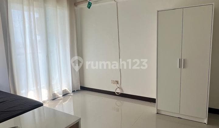 Apartemen Sentra Timur Residence Tower Saphire Tipe Studio Siap Huni Semi Furnished