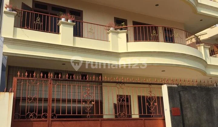 Di Jual Kos Kartini Mewah Sedang Berjalan