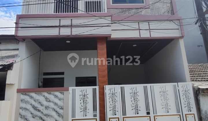 Dijual Rumah Baru 2 Lantai di Poris Indah