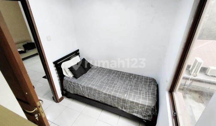 Apartemen The Majesty 2 Br Semi Furnished