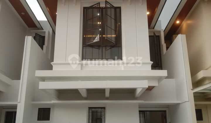 Townhouse Premium 2 Lantai di Jatimekar Jatiasih