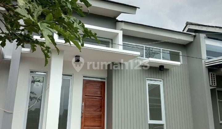 Rumah Syariah Minimalis Modern dalam Perumahan