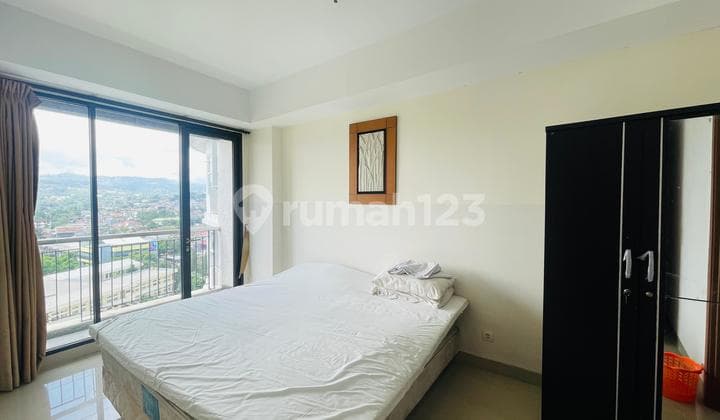 Apartemen Beverly Dago 2 Br Full Furnished