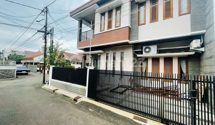 Rumah Sayap Buah Batu Dekat Jalan Utama