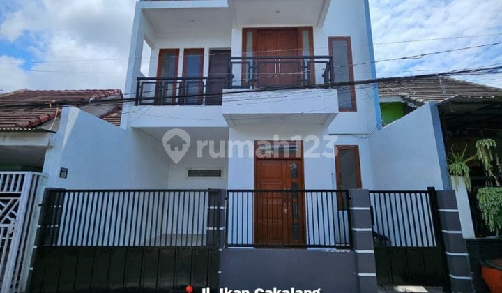 Rumah Siap Huni Nyaman di Area Cakalang, Blimbing Malang