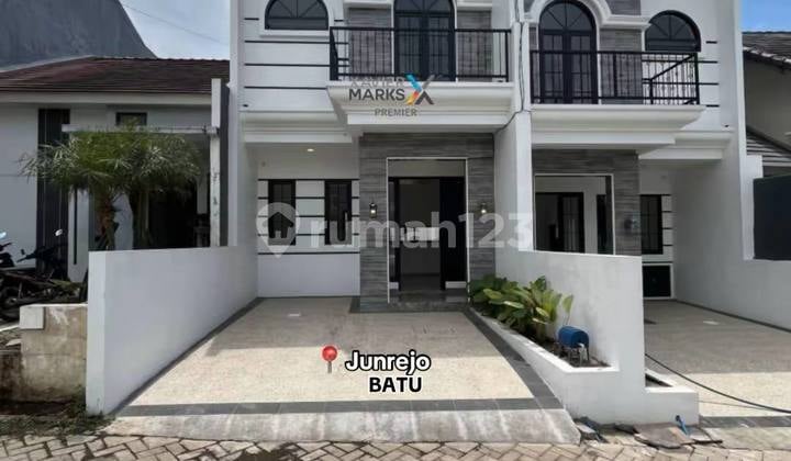 Rumah Villa Baru Dekat Jatim Park 3 Plus Rooftop di Batu Malang