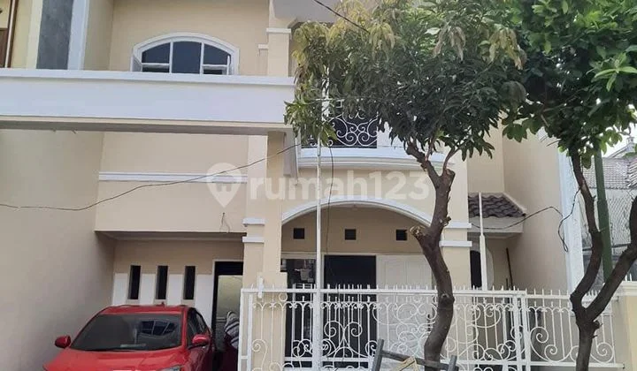 Rumah Cantik Semi Furnished Minimalis Siap Huni di Perumahan Graha Indah Gayung Kebonsari Surabaya
