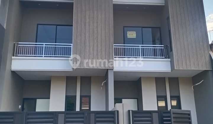‼️DIJUAL RUMAH BARU GRESS MINIMALIS MODERN‼️ LOKASI STRATEGIS DI PERUMAHAN VILLA KALIJUDAN INDAH SURABAYA
