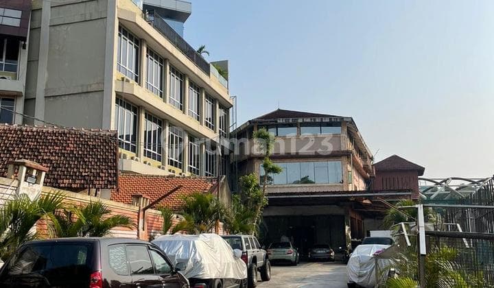 Jual Gedung Bekas Wisma di Pegangsaan Menteng Jakarta Pusat