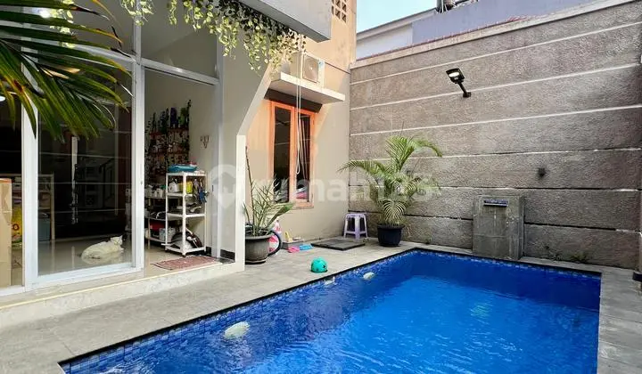 Ready-to-Move-In House for Sale in Ragunan, Pasarminggu, South Jakarta