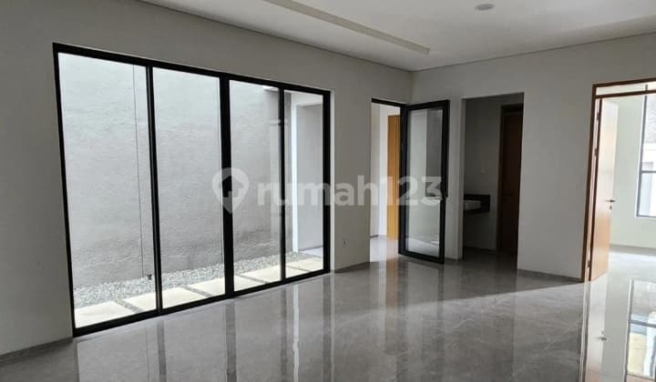 New House Modern Pasti Betah Di Rumah Di Setra Duta Bandung