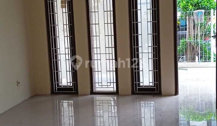 Rumah Tinggal Dan Ruang Usaha , Bagus Dengan Harga Miring Di Tki2
