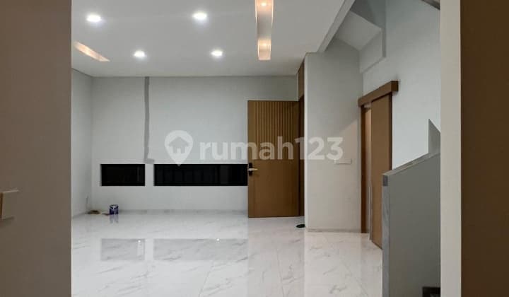 Rumah Baru Modern Berkelas Di Setra Duta Bandung