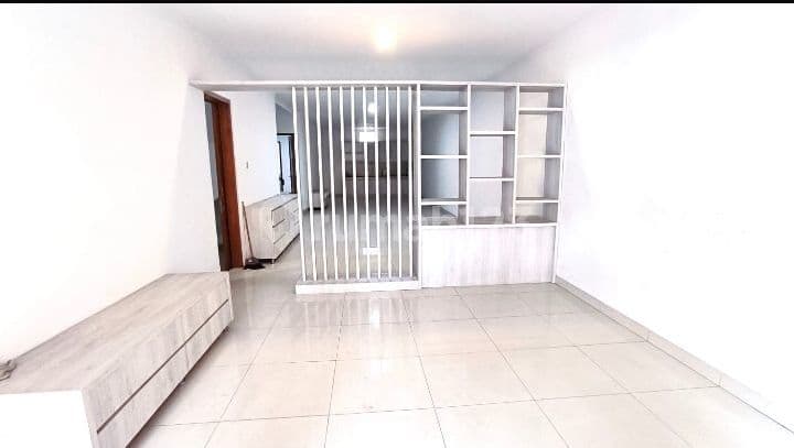 Rumah Minimalis 2 Lantai Kembar Kotamadya Bandung