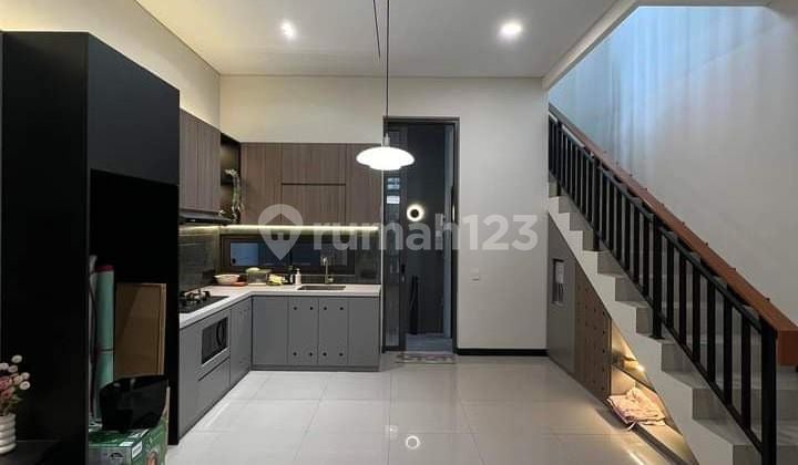 Rumah Baru Minimalis Modern Di Tki V Bandung