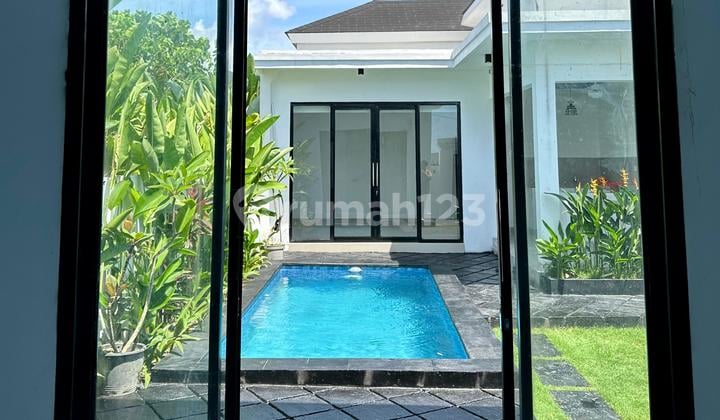 Brand New Unfurnished Villa in Padonan for Rent