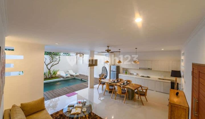 2 Bedrooms Villa For Rent In Seminyak Central - Panggung Sari