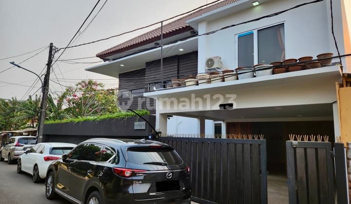 Dijual Cepat Rumah Bagus siap Huni Di Meruya Selatan