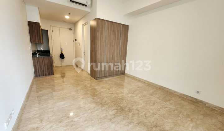 For Rent Apartment 57 Promenade Studio Unfurnished