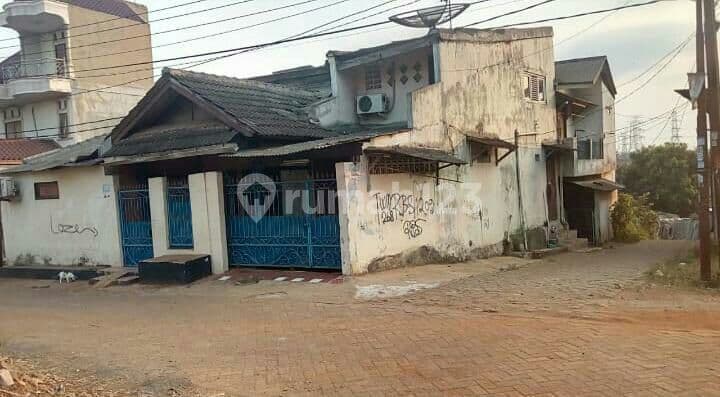 Rented main house in Serpong, South Tangerang.