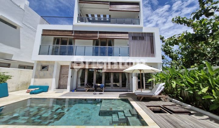 3-Bedroom Villa Near Pandawa Beach
