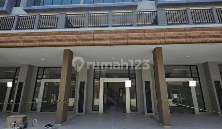 Disewa Ruko Crystal Summarecon Bekasi