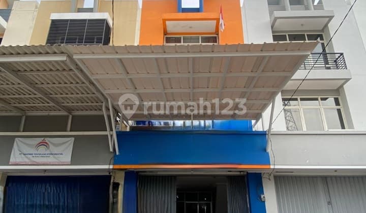 Dijual Cepat Ruko 3 Lantai Siap Pakai di Harapan Indah Bekasi