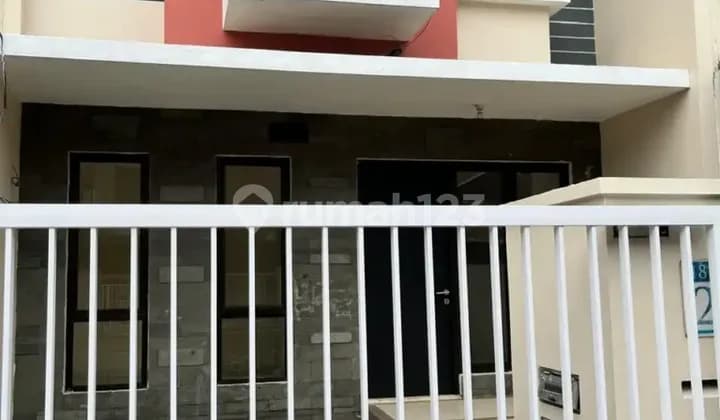 Dijual Rumah Nyaman di Jln Harapan Mulya Raya - Harapan Indah Bekasi
