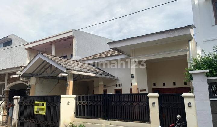 Rumah Besar Harga Miring Dekat Stasiun dan Tol di Tytyan Kencana