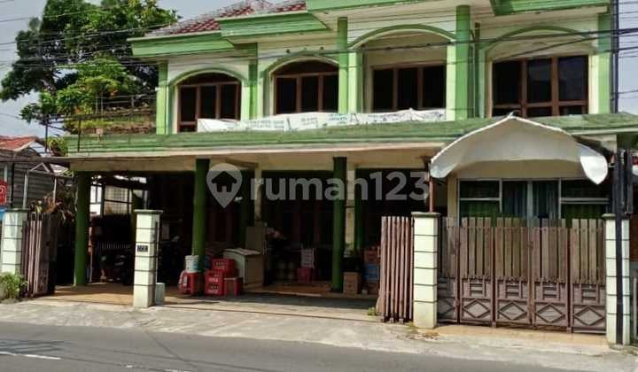Rumah 2 Lantai Pinggir Jalan Utama di Jl Kaliurang KM 8 Dekat Kampus Ugm Yogyakarta