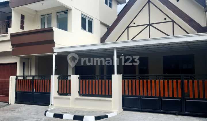 Rumah Luas 2 Lantai Cocok Buat Kantor Di Condong Catur Depok Sleman Dekat UPN
