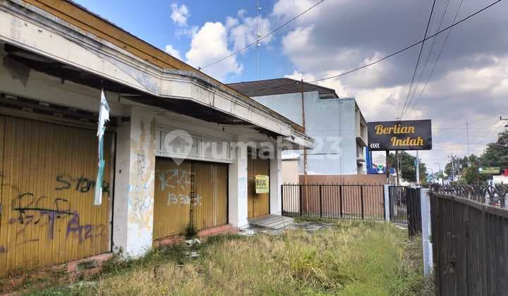 Ruko Strategis Pinggir Jalan Utama di Nitikan Umbulharjo Kota Yogyakarta