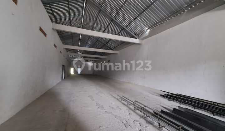 Strategic Warehouse for Rent in Prambanan Sleman Yogyakarta