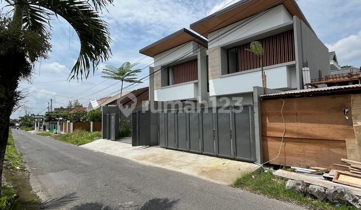 Rumah Cantik Mewah Di Jalan Palagan Km 9 Dekat Kampus Ugm Yogyakarta
