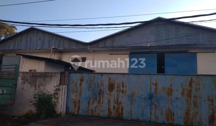 Gudang Mayjend Sungkono Gresik Lantai Finish Beton Cor XMFL