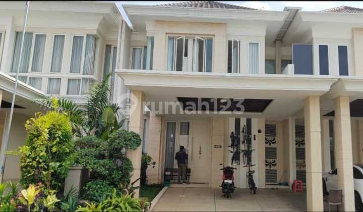 Rumah Lariz Wood Pakuwon Indah Surabaya Rumah Lariz Wood Pakuwon Indah Surabaya
