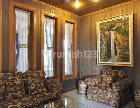 Dijual Etnic House Full Furniture di Sutorejo Prima