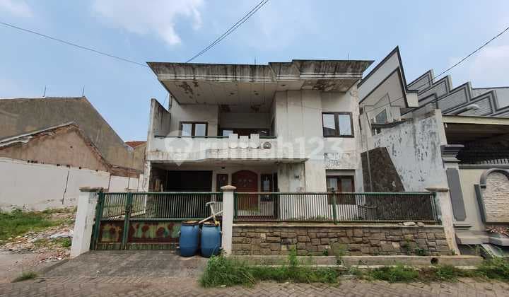 For Quick Sale Old House in South Ngagel Jaya