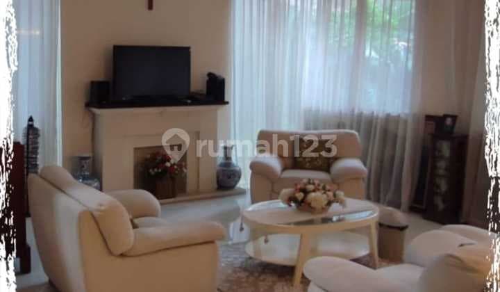 Rumah Minimalis 2 Lantai di Simpang Darmo Permai