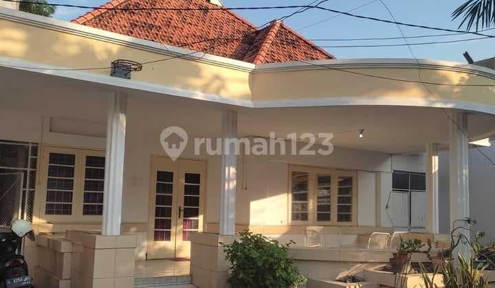 Rumah Pusat Kota Surabaya Cocok Untuk Kantor Klinik dsb