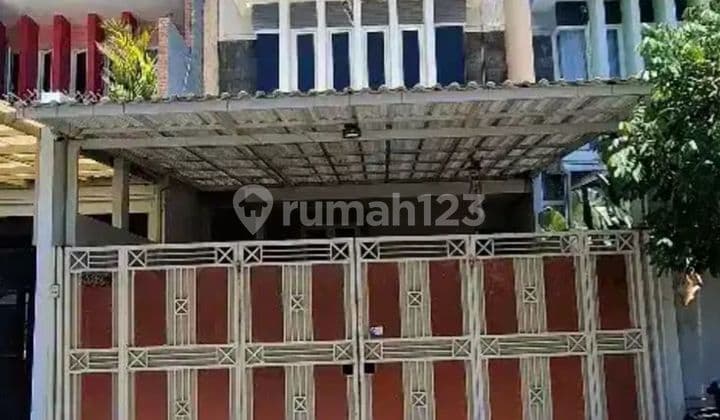 Rumah Terawat Apik Gayung Kebonsari Surabaya