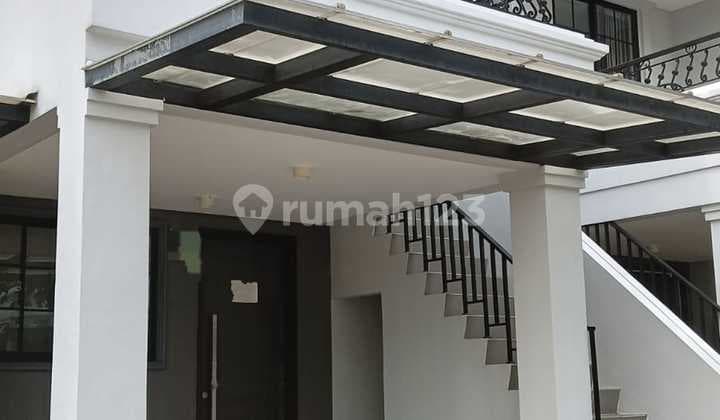 Disewakan Brand New Rumah View Taman Bagus