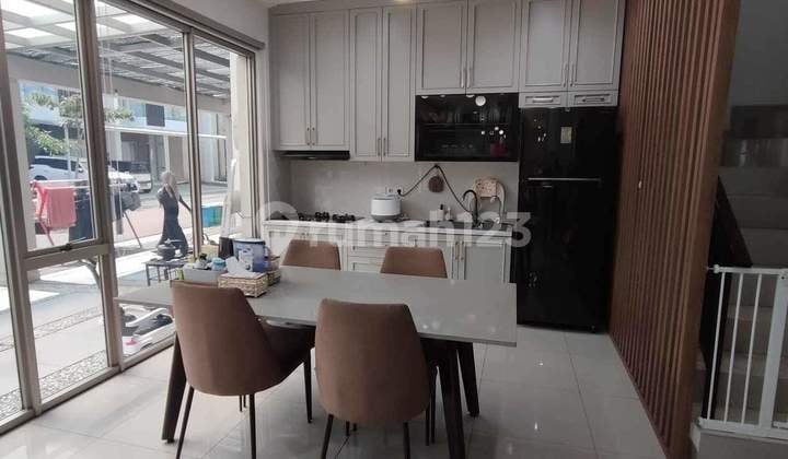 For Sale, Spacious and Nice Corner House Ready to Occupy