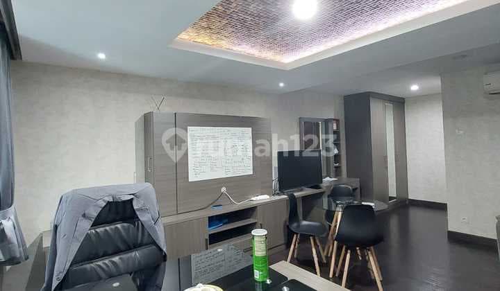 Disewakan Office Furnish Low Zone Siap Huni View Bagus